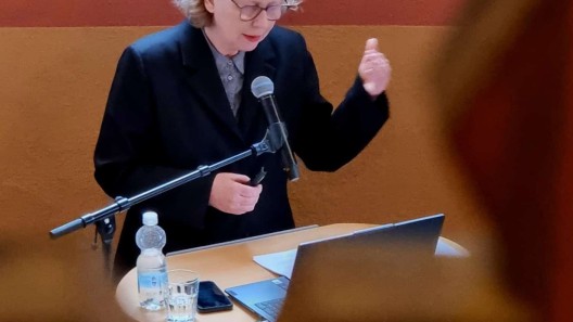 Vortrag: »Lebendige Erinnerung. Kunst als Denkmalpraxis: Die Synagoge in Stommeln im Kontext«